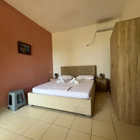 Markev Apartament Wlora