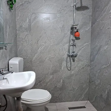 Markev Daire Avlonya